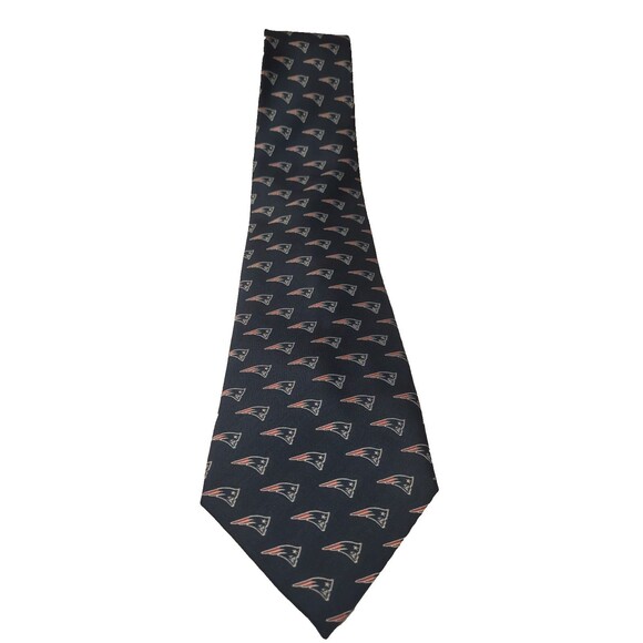 New England Patriots Men’s Tie NFL Football Team Neck Tie - Picture 1 of 6